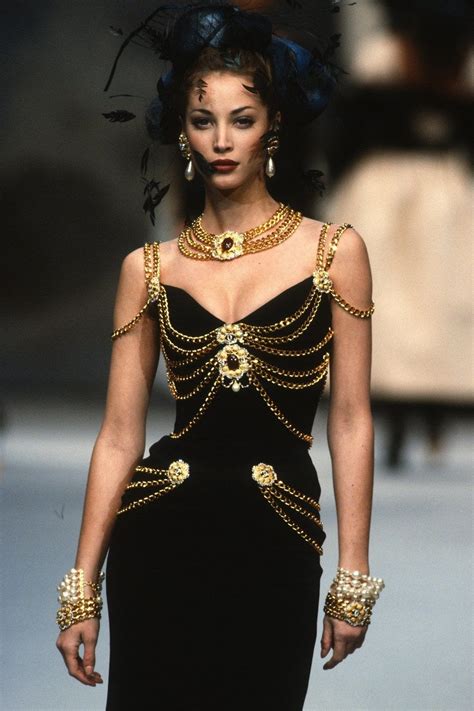 chanel vintage runway